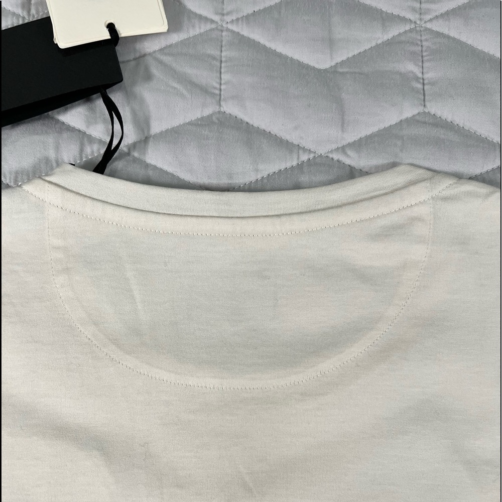 🛑SOLD🛑🦷FENDI FW19 BAG BUGS APPLIQUÉ TEE🦷 - Picture 7 of 9